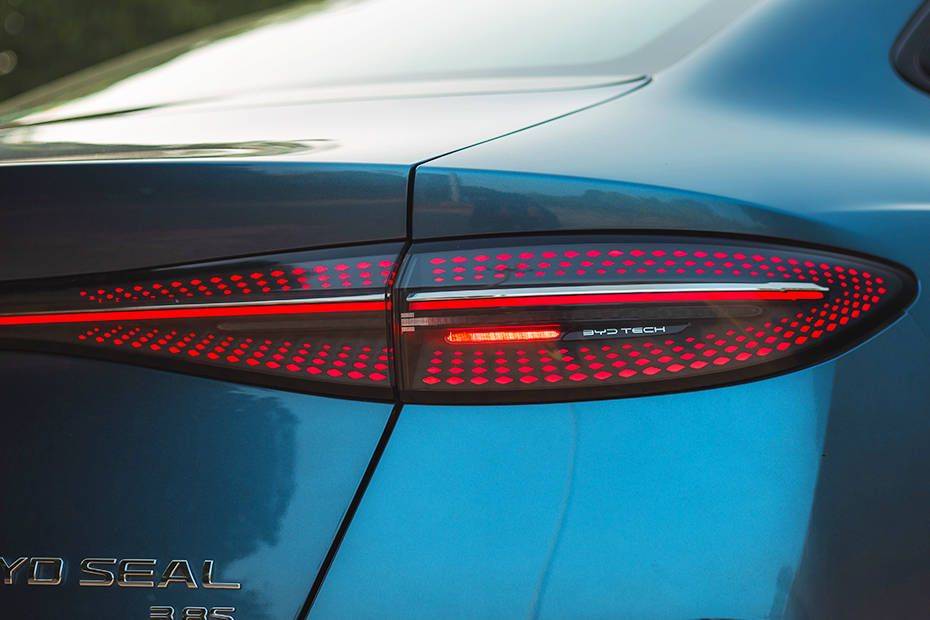 Tail lamp Image of Seal