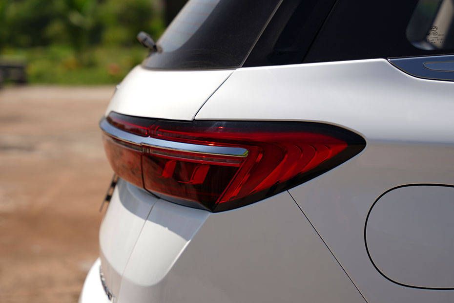 Tail lamp Image of eMAX 7