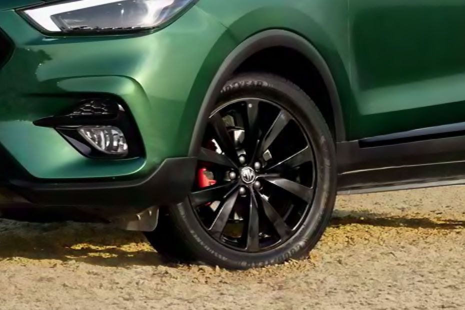 Wheel arch Image of Astor