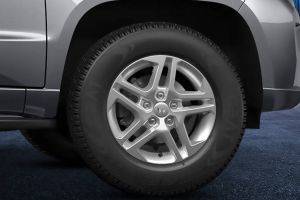 Wheel arch Image of Bolero Neo Plus