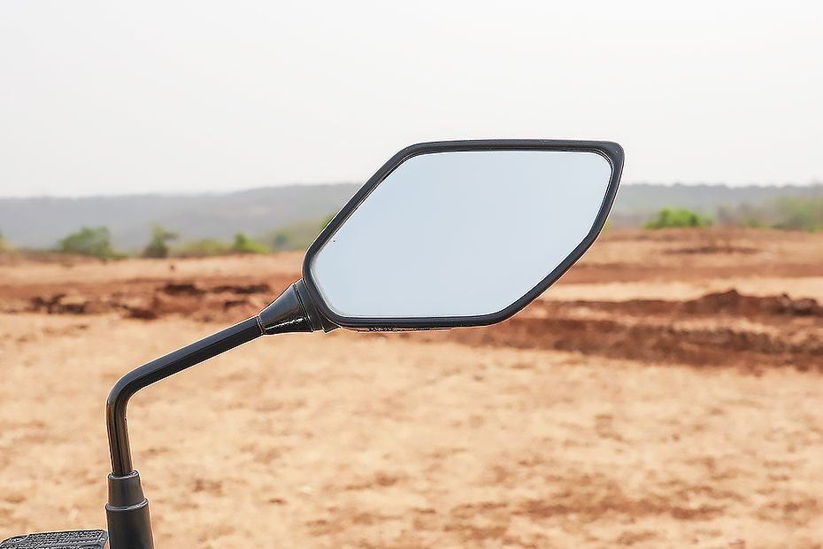 Back View Mirror of Xtreme 125R