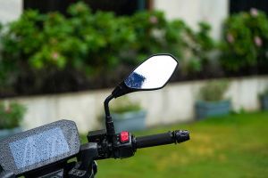 Back View Mirror of Aera