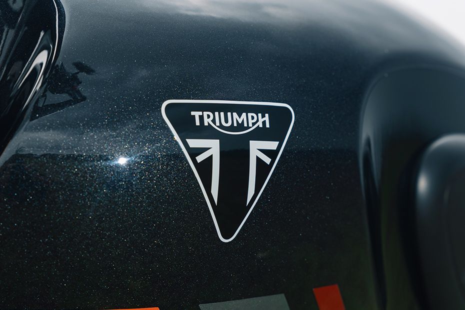 Brand Logo & Name of Scrambler 400 XC
