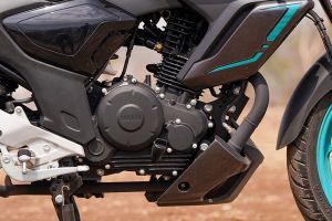 Engine of 2025 FZ-S Fi