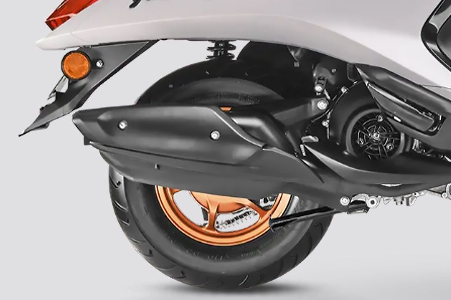 Exhaust View of Fascino 125 Fi Hybrid