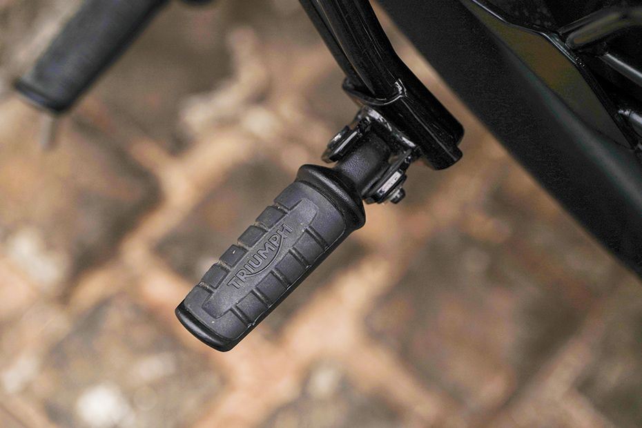 Foot Rest View of Thruxton 400