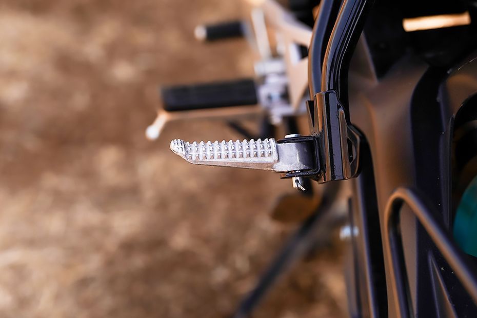 Foot Rest View of 2025 FZ-S Fi