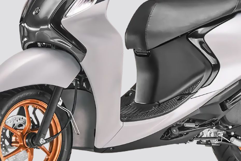 Foot Space View of Fascino 125 Fi Hybrid