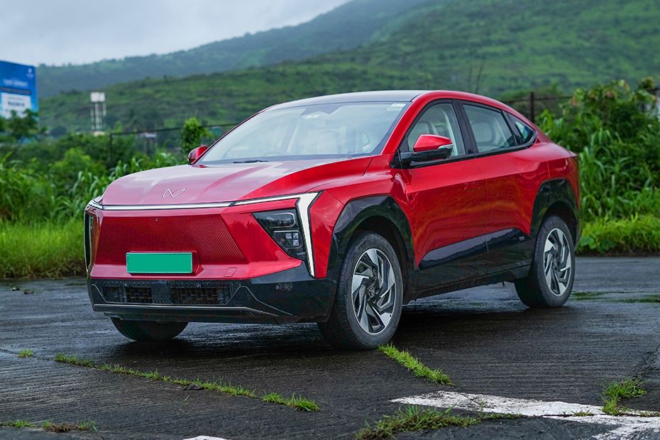 Front 1/4 left Image of XEV 9e