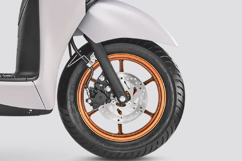 Front Brake View of Fascino 125 Fi Hybrid