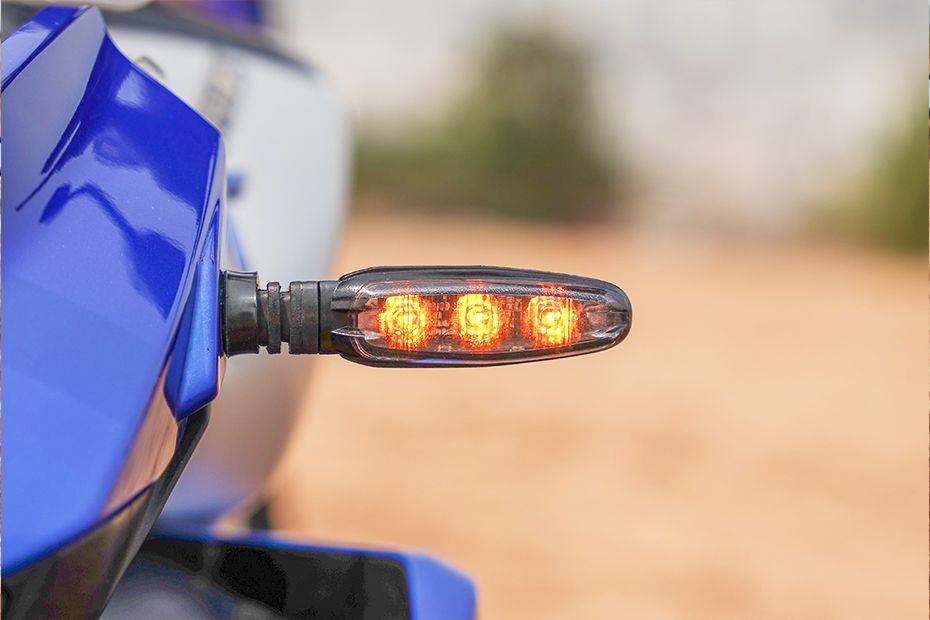 Front Indicator View of Xtreme 125R