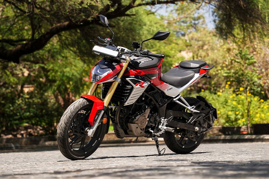 Front Left View of Xtreme 250R