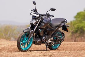 Front Left View of 2025 FZ-S Fi