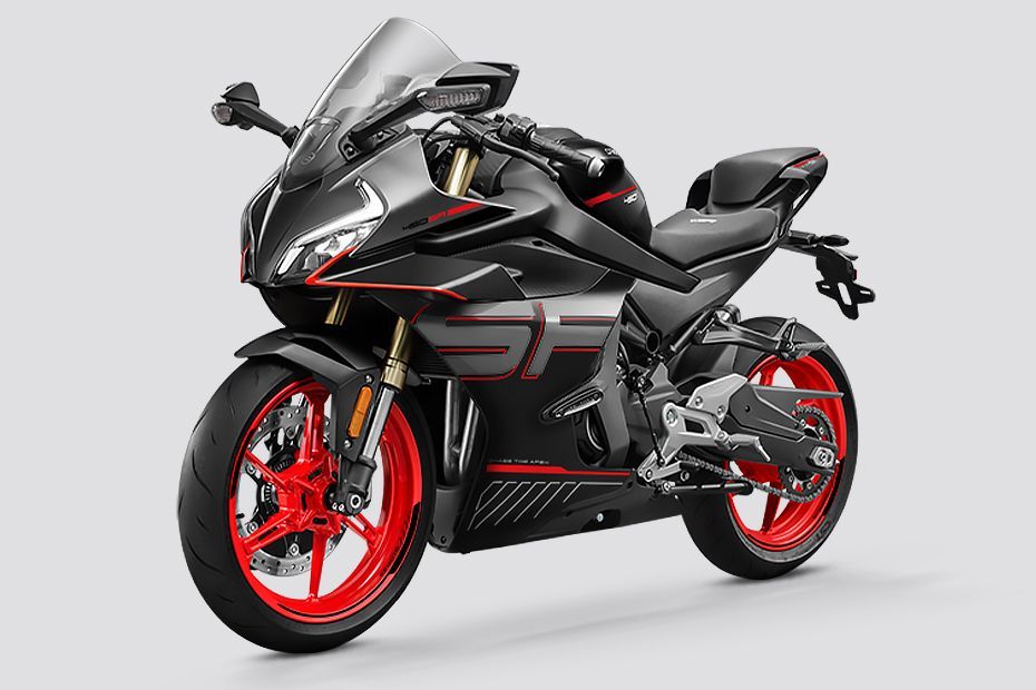 Front Left View of 450SR