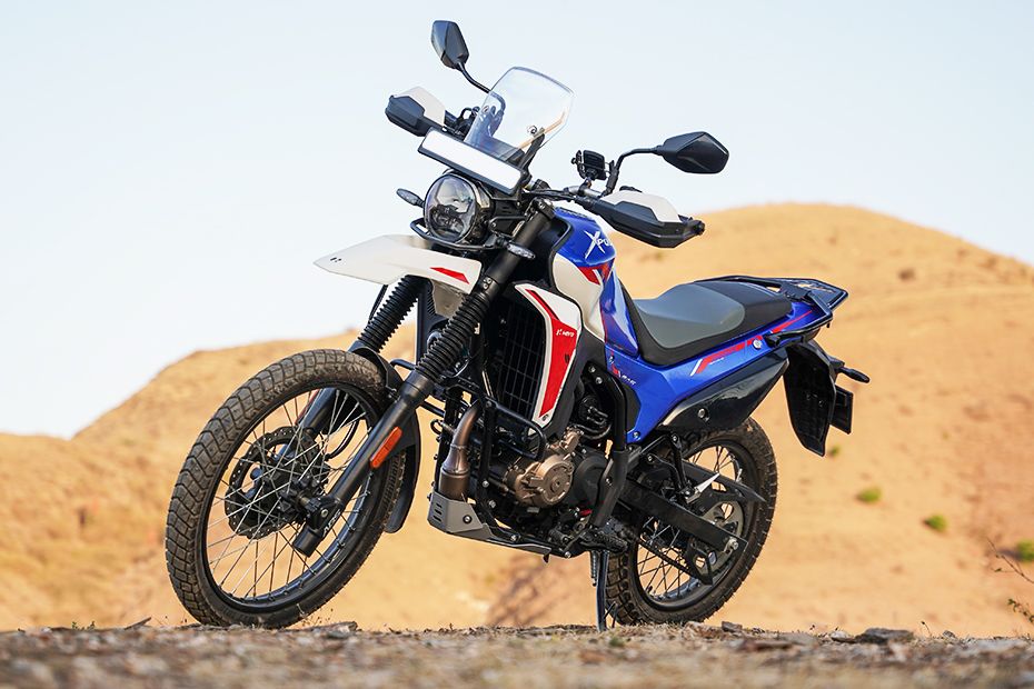 Front Left View of XPulse 210