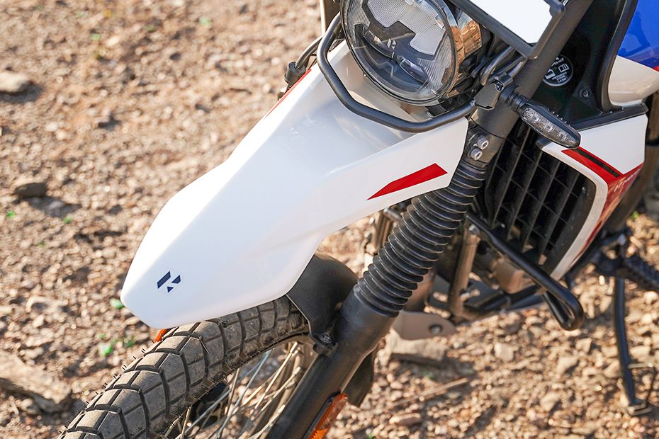 Front Mudguard & Suspension of XPulse 210