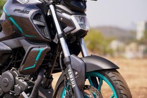 Front Suspension View of 2025 FZ-S Fi