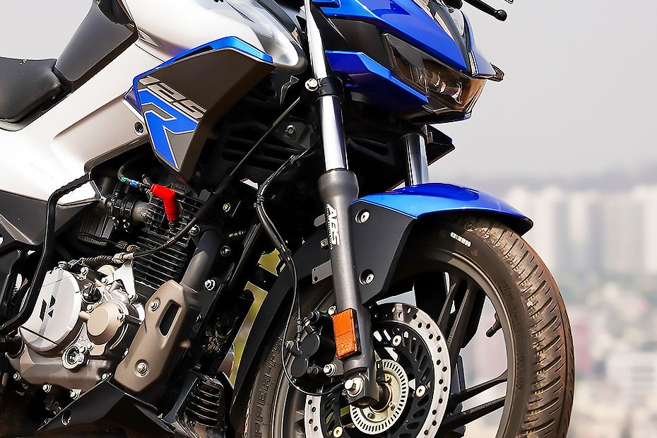 Front Suspension View of Xtreme 125R