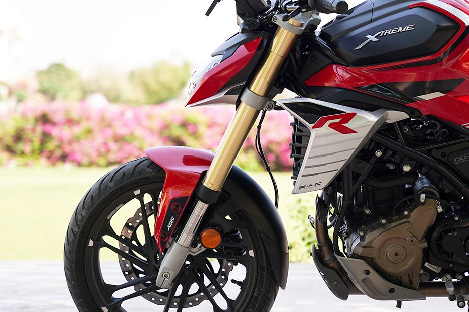 Front Suspension View of Xtreme 250R