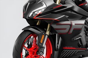Front Suspension View of 450SR