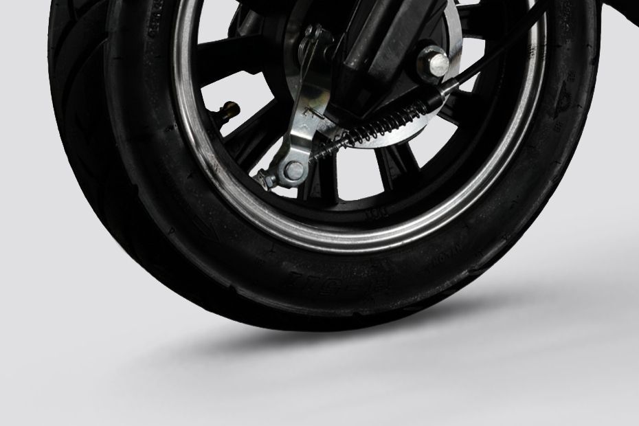 Front Tyre View of Knight Plus
