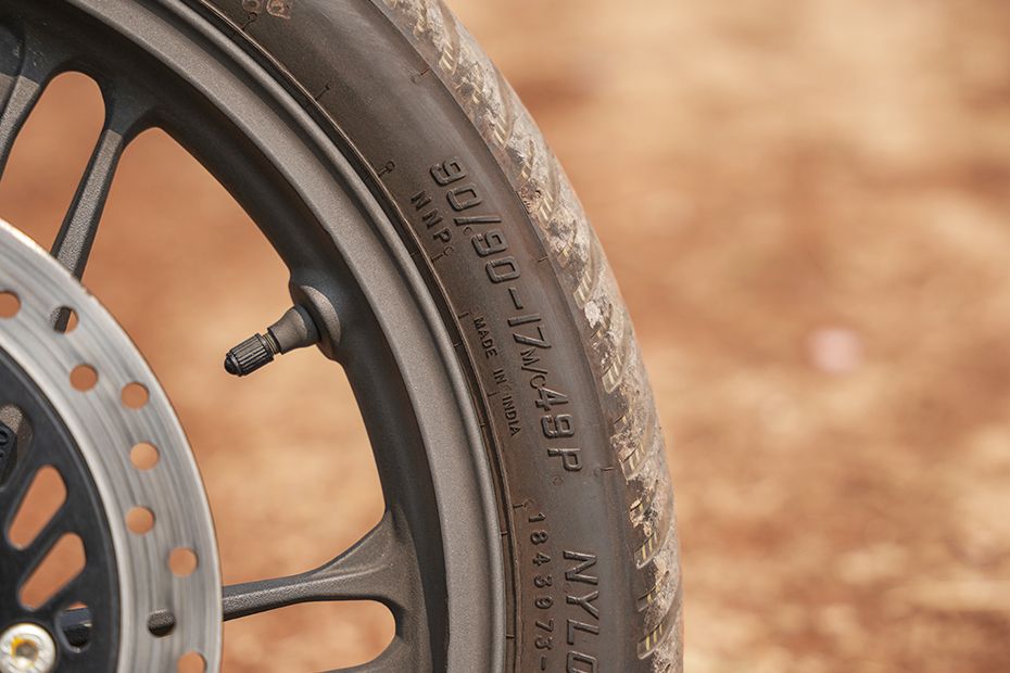 Front Tyre View of Xtreme 125R