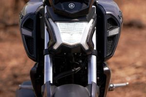 Head Light of 2025 FZ-S Fi