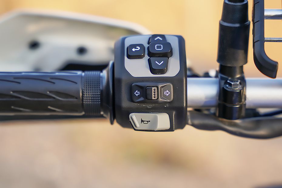 Indicator Controller of XPulse 210