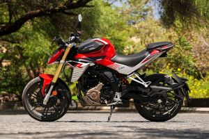 Left Side View of Xtreme 250R