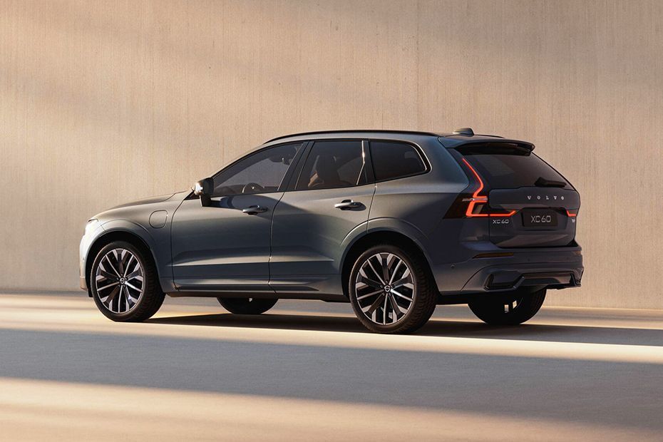 Wheel arch Image of XC60 2025