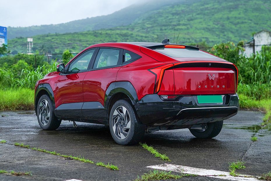 Rear 3/4 left Image of XEV 9e