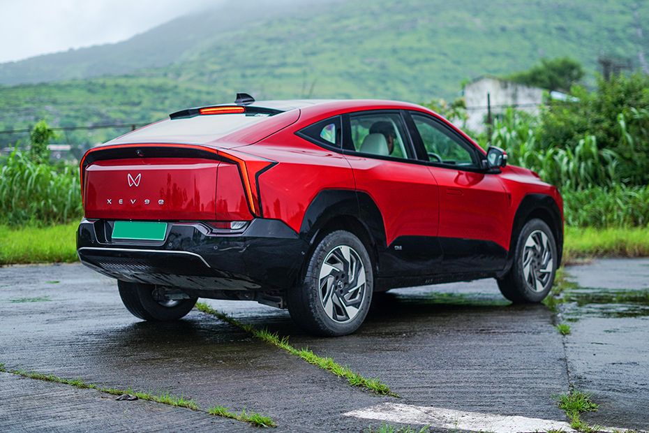 Rear 3/4 Right Image of XEV 9e