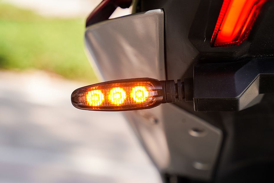 Rear Indicator View of Xtreme 250R