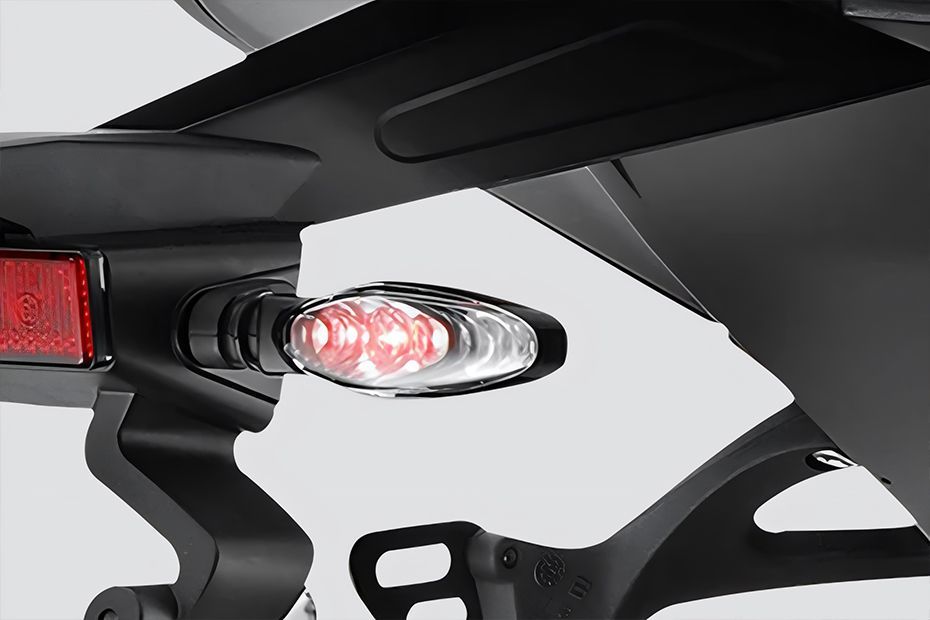 Rear Indicator View of RSV4