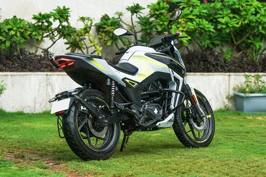Rear Right View of Aera