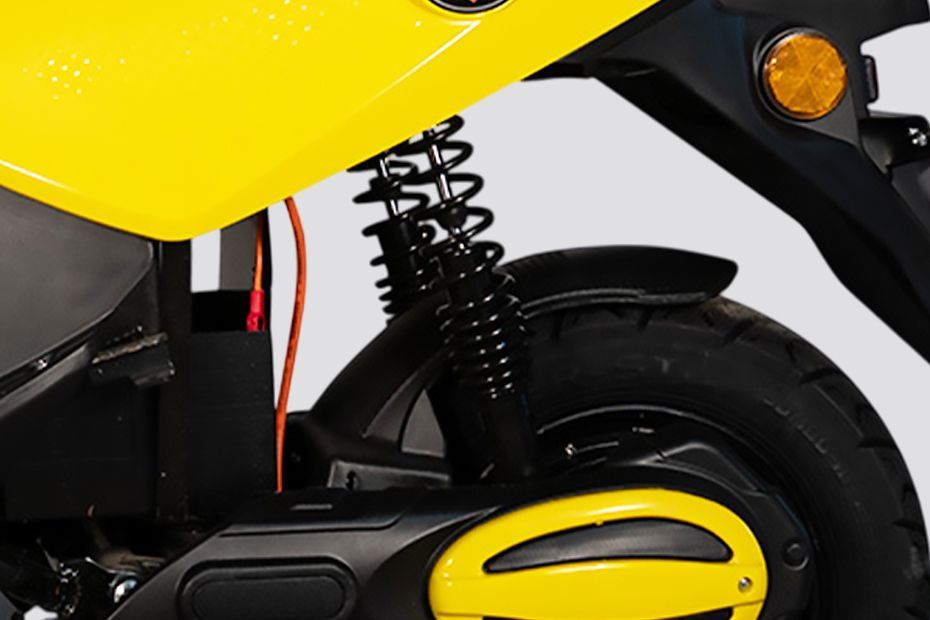 Rear Suspension View of Cyclone Sway