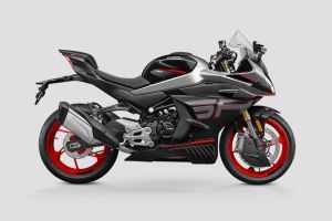 Right Side View of 450SR