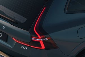Front Image of XC60 2025