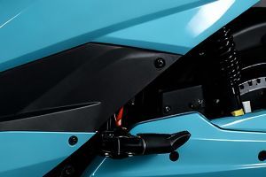 Foot Rest View of Faast F4