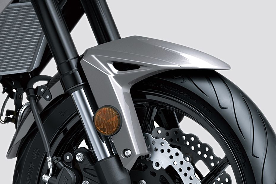 Front Mudguard & Suspension of Versys 650