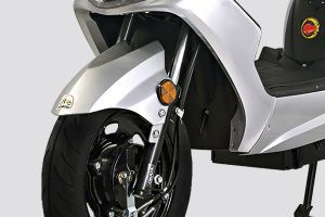 Front Suspension View of Faast F3