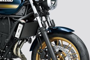 Front Suspension View of Z650RS