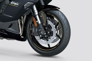 Front Tyre View of Ninja 1100SX