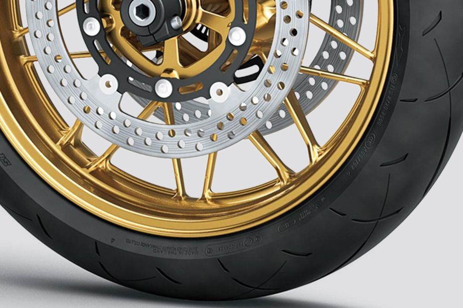 Front Tyre View of Z650RS