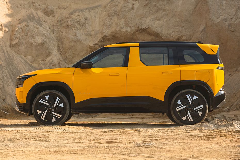 Side view Image of Sierra