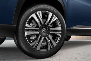 Wheel arch Image of Hector Plus