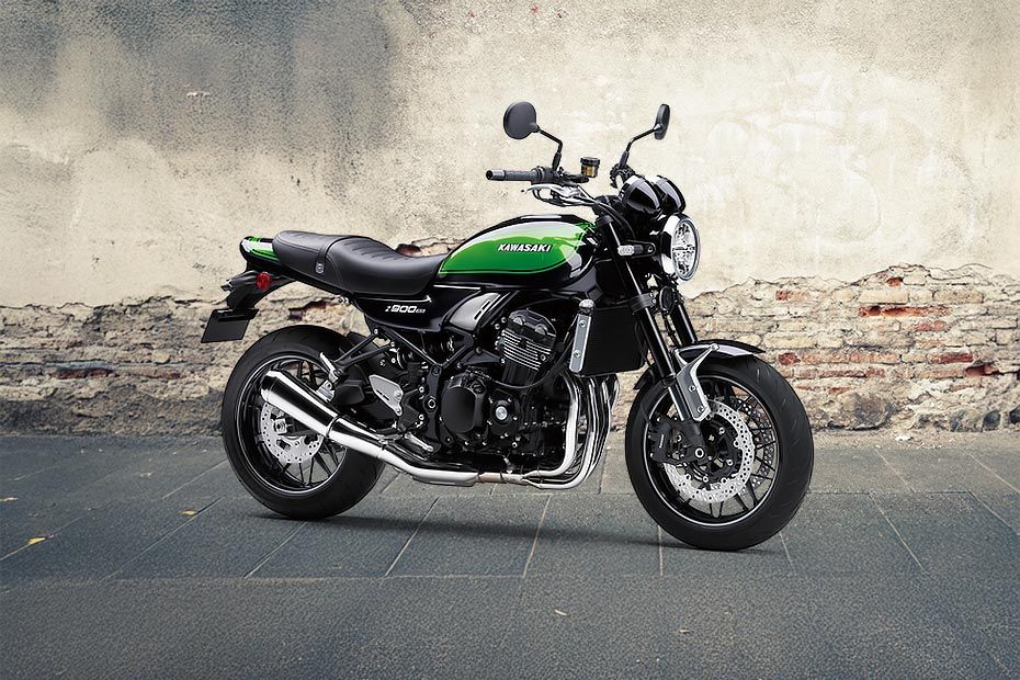 Front Right View of Z900RS