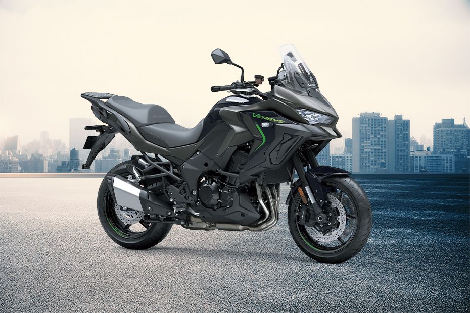 Front Right View of Versys 1100