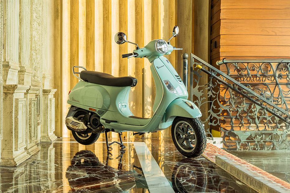 Vespa Matic Vespa Sxl 150 Yellow Scooter Motorcycle 1:18 Vespa Lxv