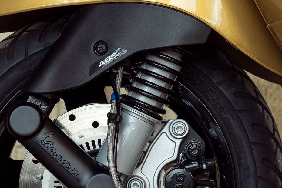 Front Suspension View of S